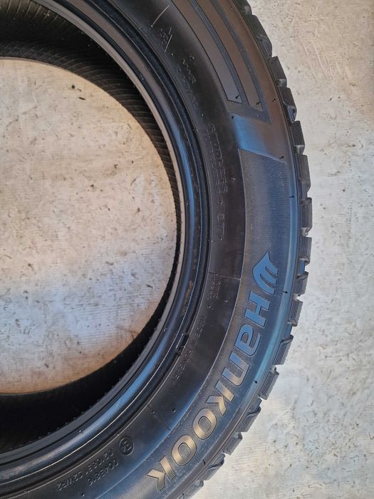 Anvelope 195/60/16C an 2020 iarna M+S HANKOOK Winter Icept LV