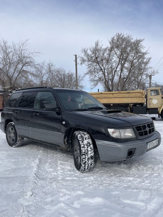 Продаю субару форестер
