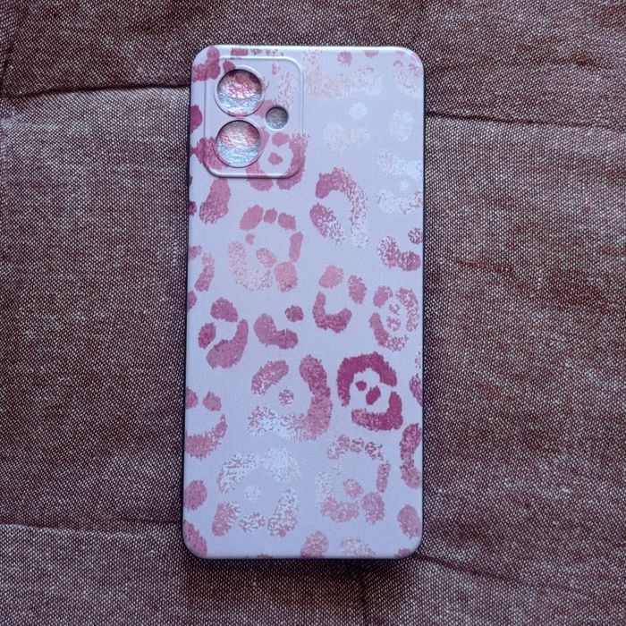 Калъф за телефон,и гръб за телефон.