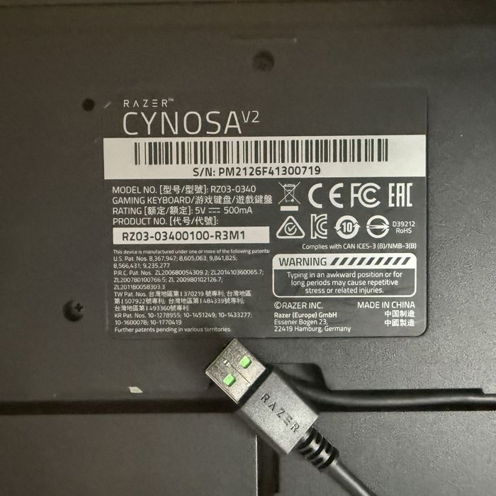 Tastatura gaming Razer Cynosa v2 - cu doua taste defecte