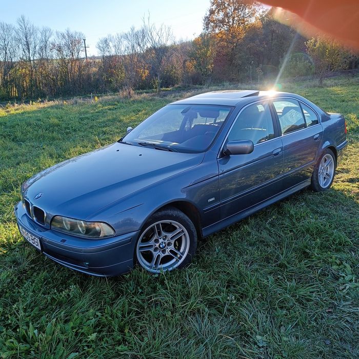 BMW seria 5, e39 525i facelift