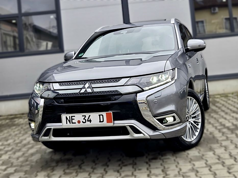 Mitsubishi Outlander GT 2020 | Plug-in Hybrid | Automat | 4x4 | Noul Facelift | Full Extra | Editie Instyle GT Line | 114.000km | GARANTIE 2 ANI !!!