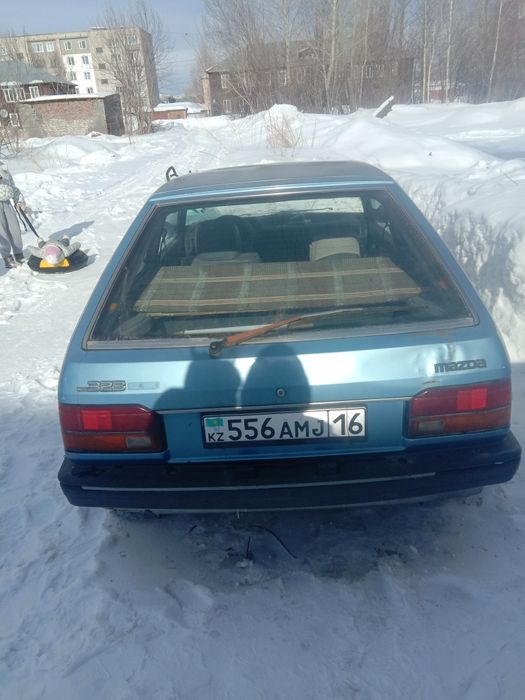 Продам мазду 323