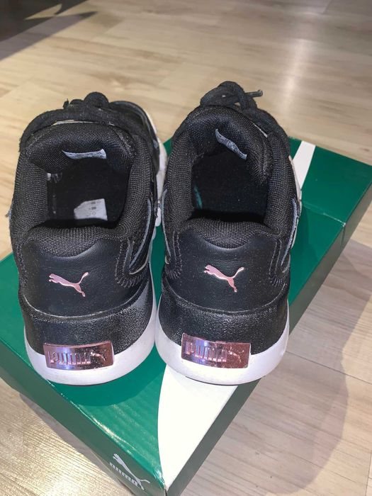 Маратонки PUMA - номер 35.5