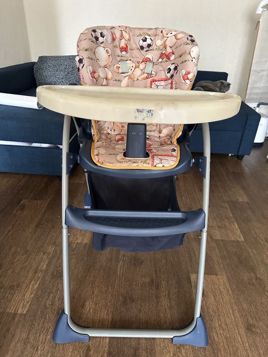 Стол к для кормления