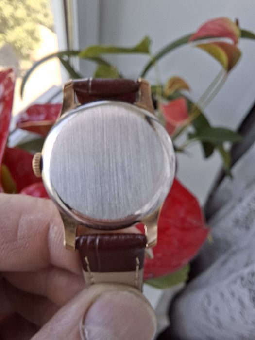 Продам часы СССР
