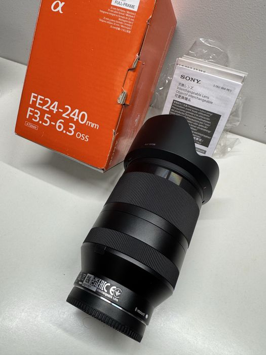 Obiectiv Sony FE 24-240 F3.5-6.3 ca nou (100 cadre)