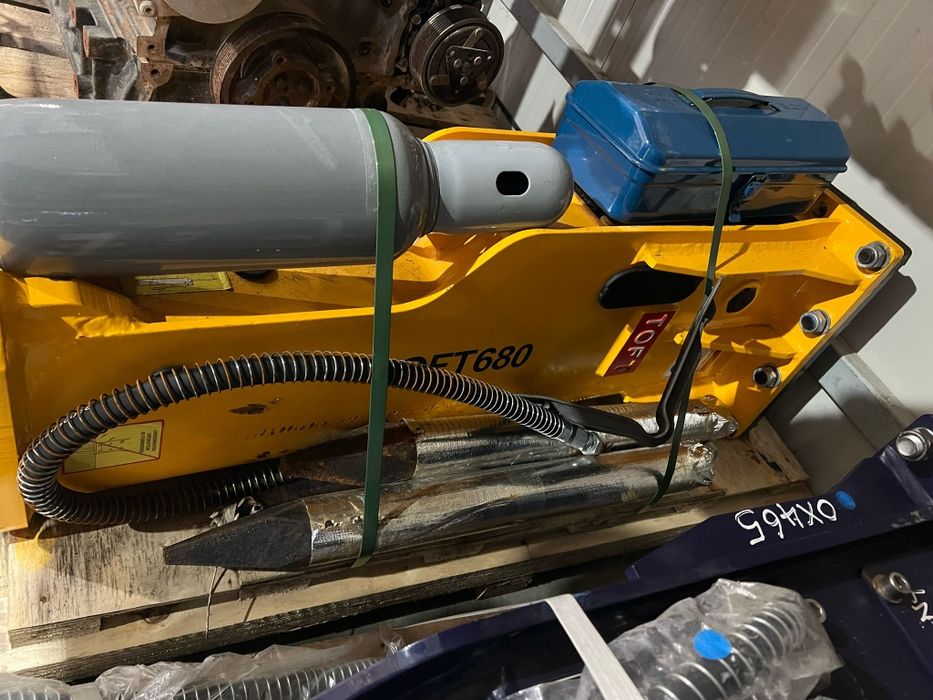 Picoane Excavator si Bukdoexcavator