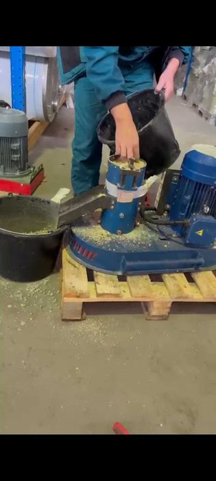 Granulator de peleti