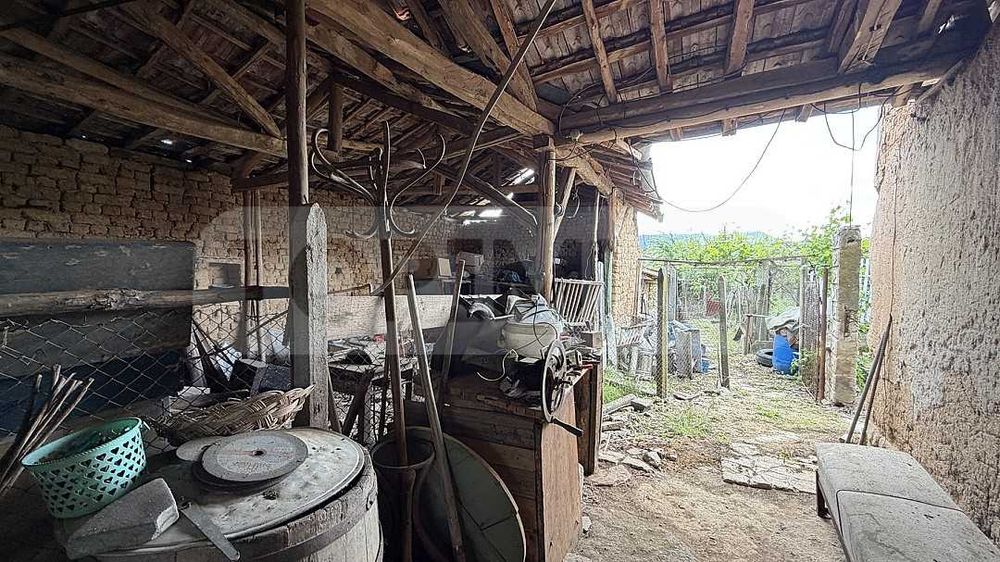 Едноетажна къща в село Александрово