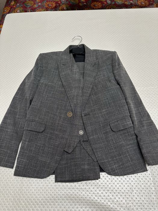 Продам тройку костюм брюка для мальчика