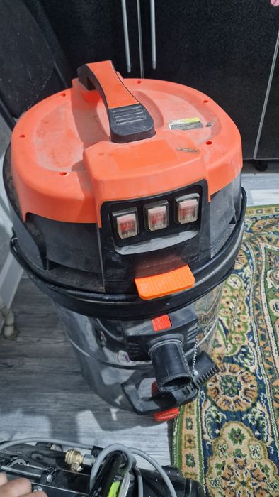 Пылесос промышленный