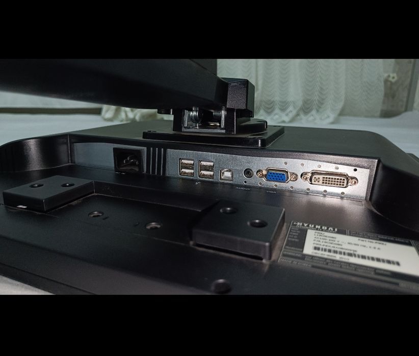 Мониторы хорошего качества б/у