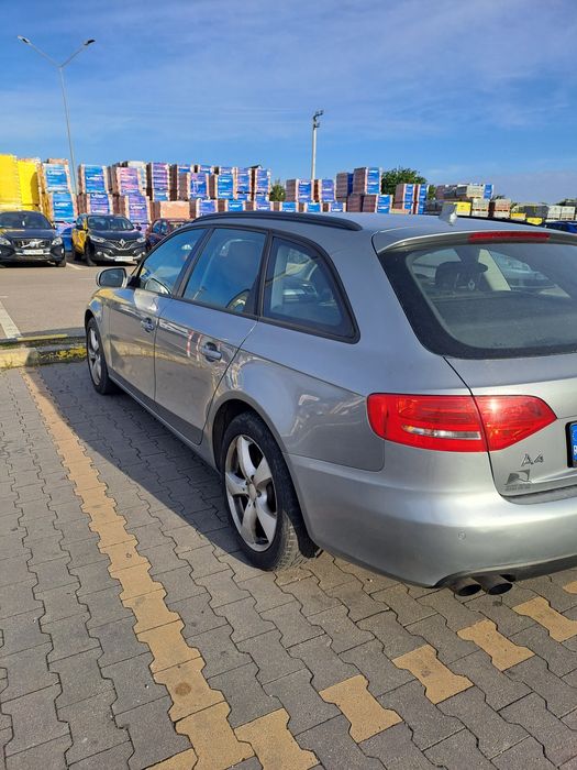 Vand Audi A4 B8 2010