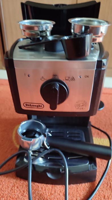 Еспресо Кафемашина DELONGHI EC 157