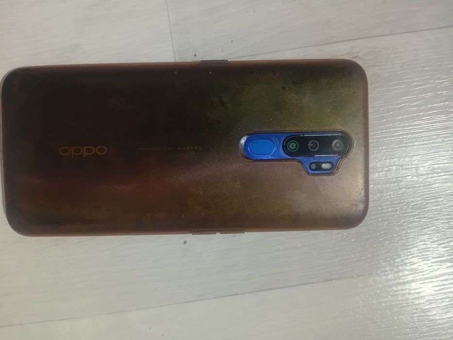 продам оппо а9 срочно