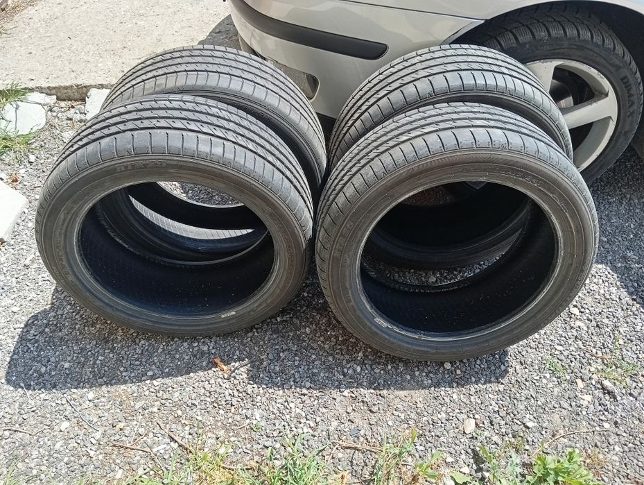 Летни Гуми Sumitoto HTR Z5 225/45 R17