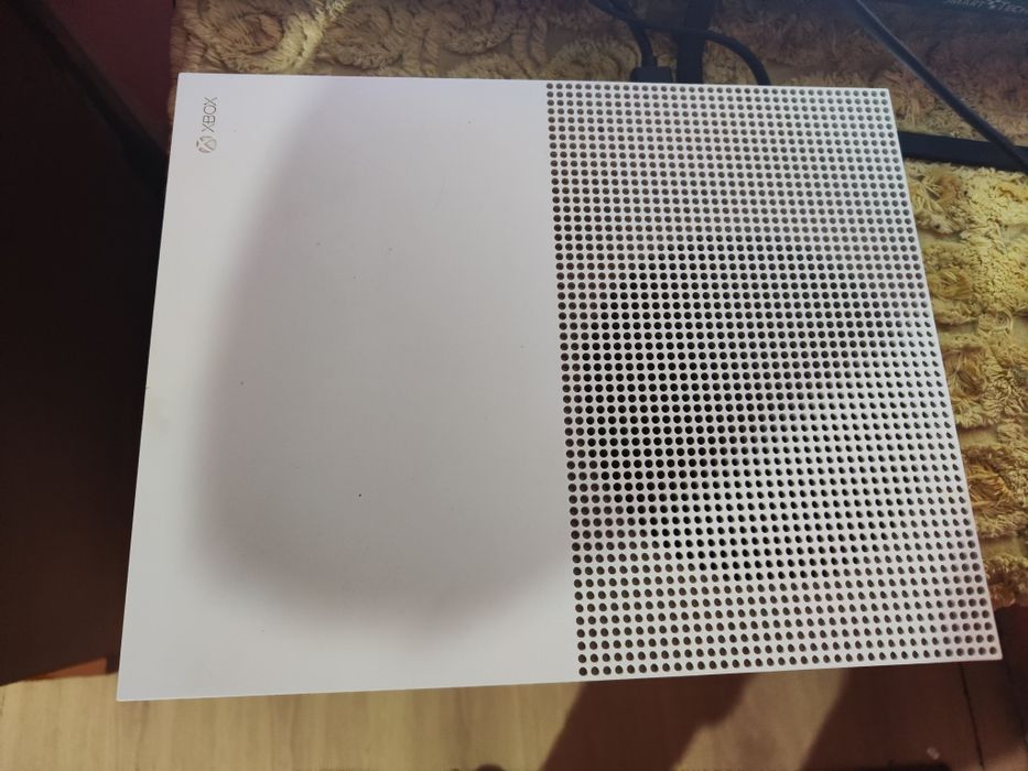 Xbox one s 1tr mai multe detalii in privat