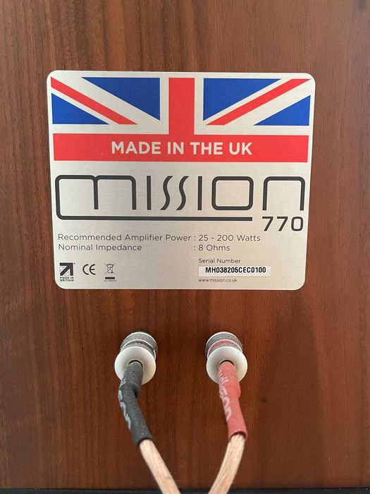 Sistem audio HI-FI - Yamaha R-N2000A + Boxe Mission 770 ca noi