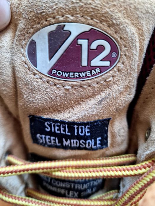 Строителни обувки с метал 43 номер