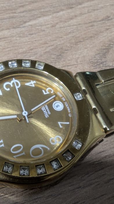 Продам оригинальные часы SWATCH вместе с прямоугольными