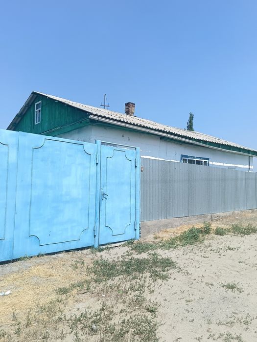 Жеке үй сатылады