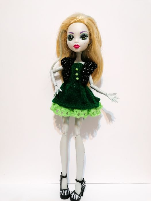 Seturi de îmbrăcăminte pentru păpuși Barbie, Monster High, Rainbow