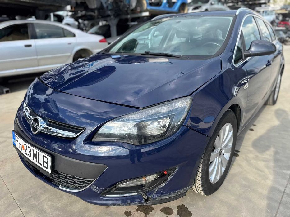 OPEL Astra 2015