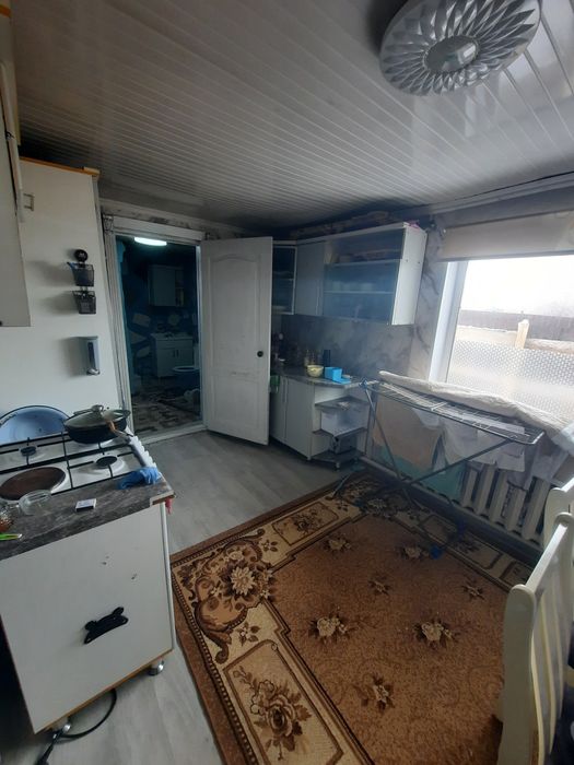 Продаётся за остановкой бобровка калинка