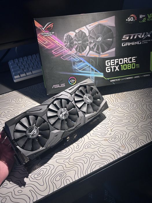 Asus rog strix 1080 ti