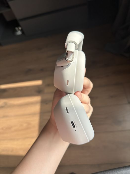 Наушники Sony XM6