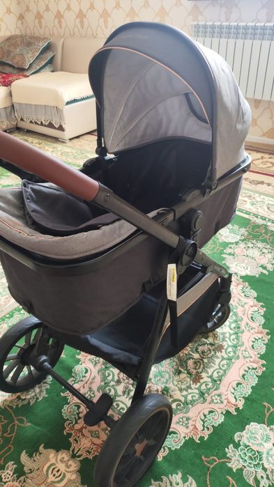 Коляска хорошем состоянии