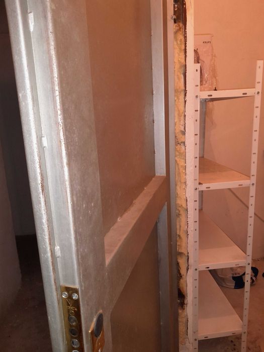 Дава се под наем Склад в София, Витоша - 5 кв.м за 50 € - Снимка #4