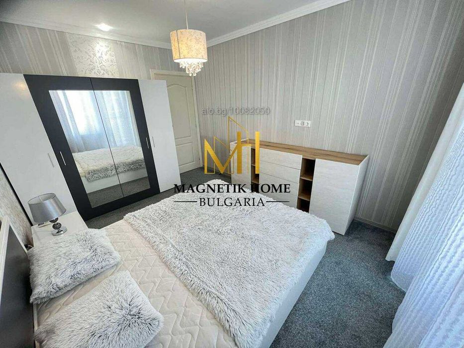 Дава се под наем Тристаен апартамент в Бургас, Център - 105 кв.м за 918 € - Снимка #7