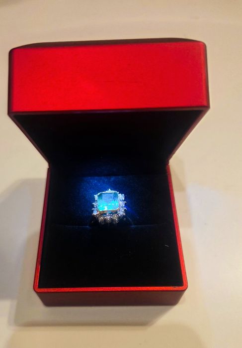 Vintage  Art deco Пръстен бяло, жълто злато,естествени диаманти и нату