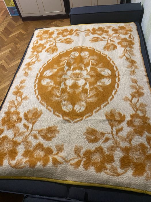 Одеяла из верблюжьей шерсти - КНР