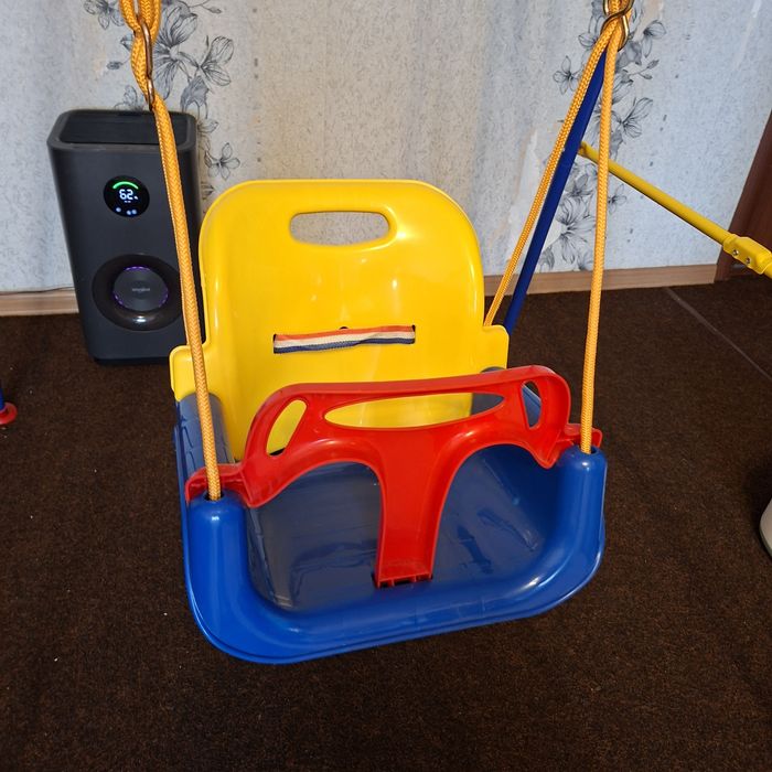 Детская качеля от года до 3 лет