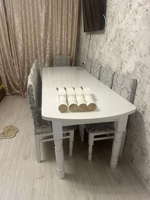 Продам стул с табуреткой