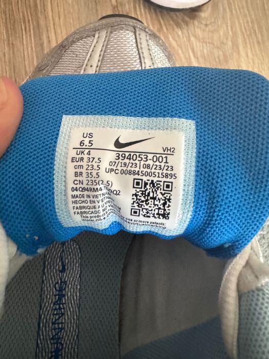 Дамски обувки Nike Initiator 37.5 сиво/сребристо/синьо