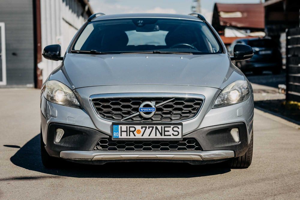 Volvo V40 Crosscountry 2014
