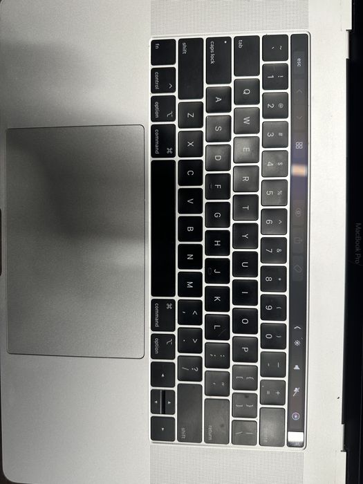 Продаю MacBook Pro 15” (2019)