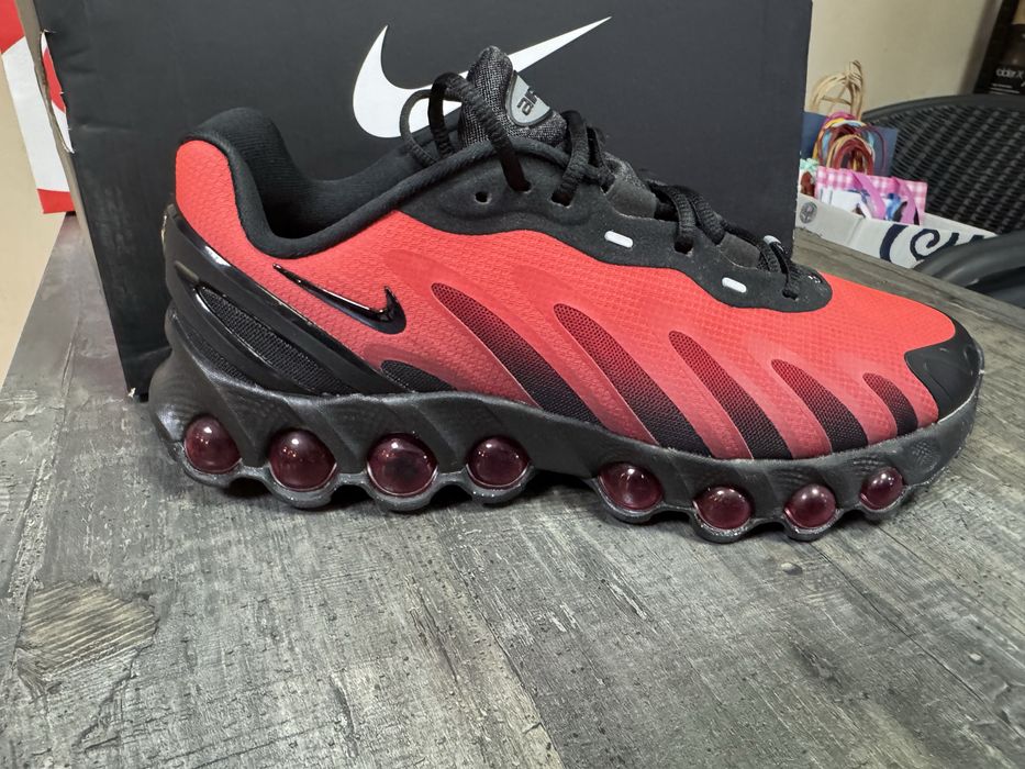 Nike air max red edition