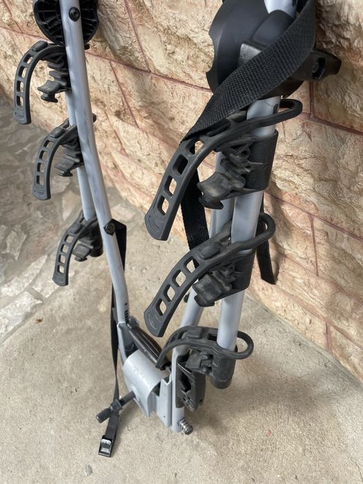Suport thule pe carlig 3 biciclete pret fix!!!
