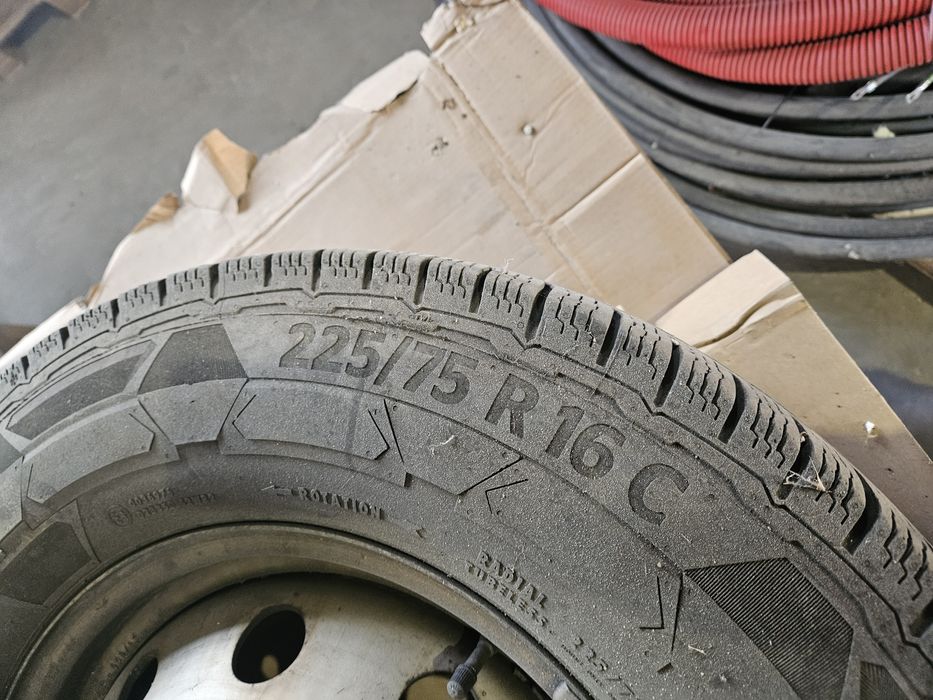 гуми с джанти 225/75/16С