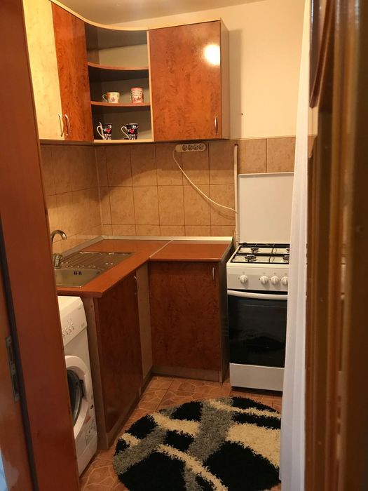 Vand apartament 2 camere Caransebeș strada Tarinei