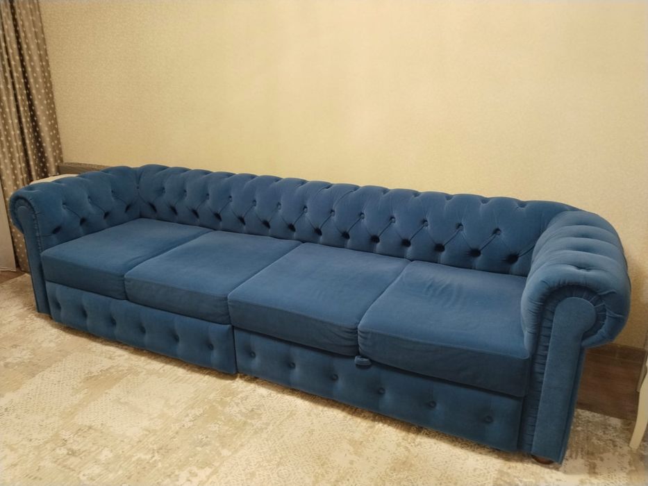 Продают Диван в гостиную