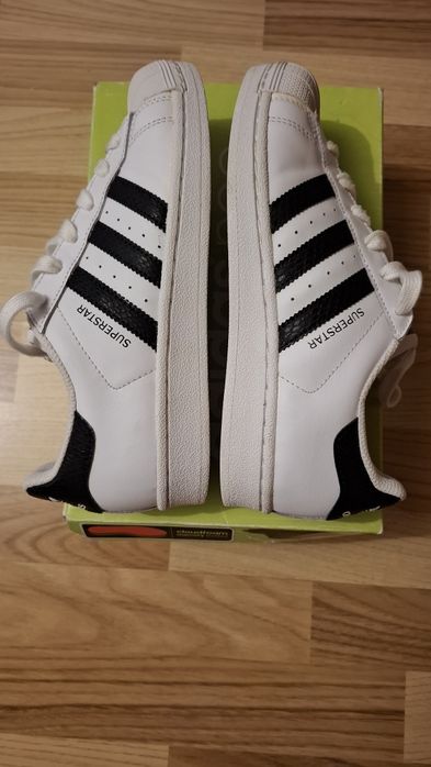 Adidas Superstar