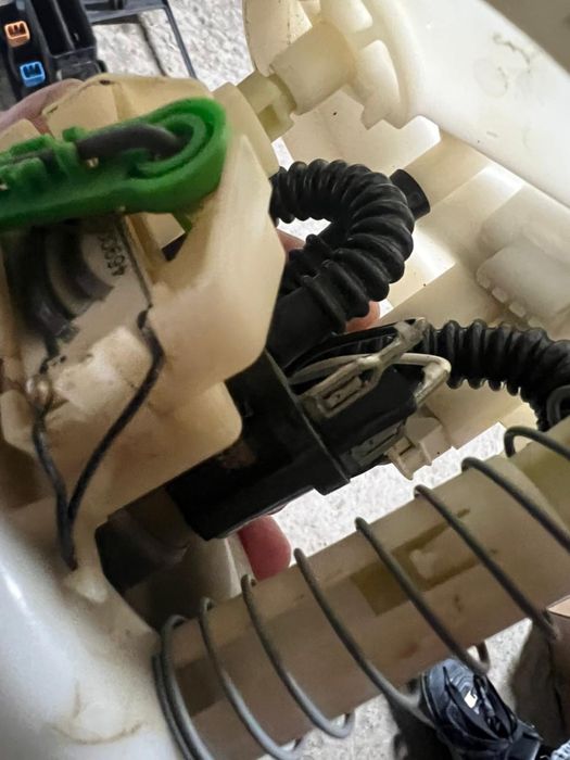 Бензонасос Lada largus Cross