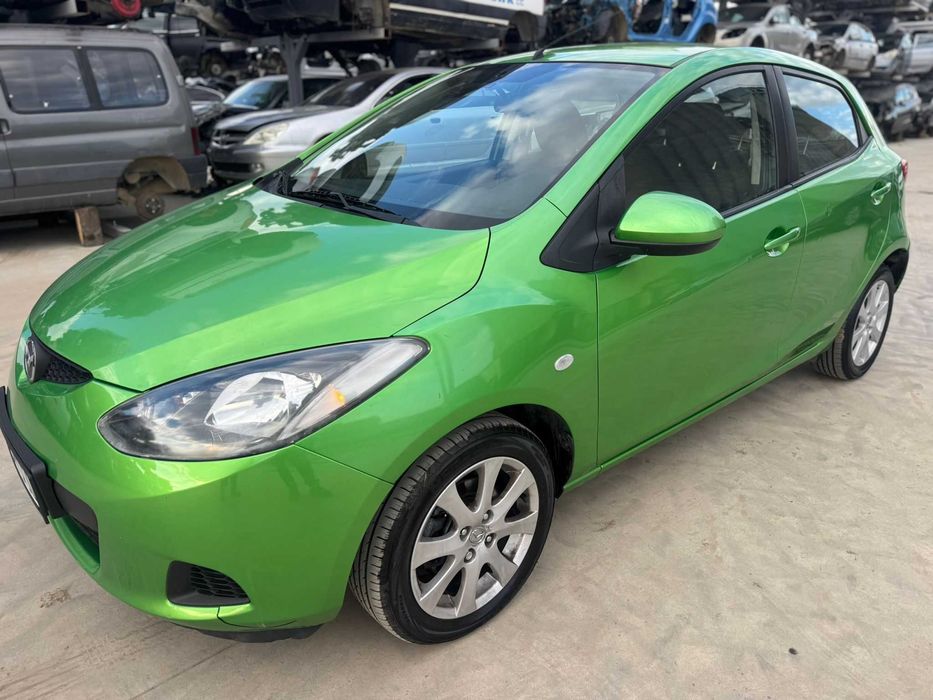 Mazda 2 1.4 i 2008 avariat lovit avariate