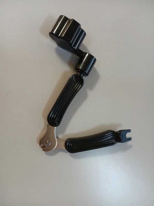 Multitool dispozitiv 3 in 1/ cleste pentru chitară